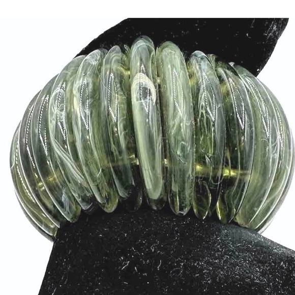 Marbled Green Resin Stretch Cuff Bracelet Chunky Ribbed Bangle Fairycore J-01 - Picture 3 of 7